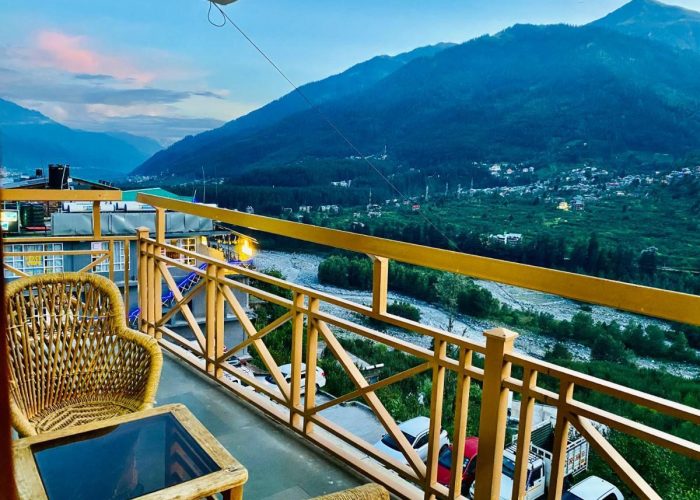 Ladakh withHimachal tour package, Delhi Manali Volvo Bus Tour Package, Manali Tour Package (3 Nights 4 Days), 3 Nights 4 Days Manali Trip By Volvo, Complete Himachal Tour Packages
