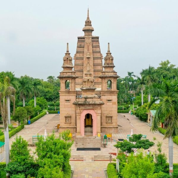 Varanasi to Ayodhya tour package, Varanasi trip, Varanasi Ayodhya tour package