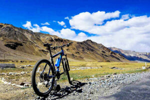 mountain biking in manali