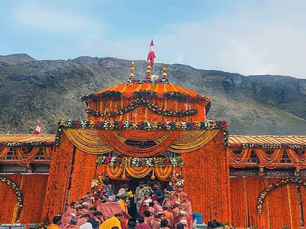 Do Dham Tour Package