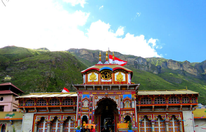 Spiritual Journey To Do Dham