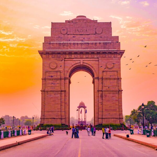 India Gate, Delhi Agra Jaipur Holi Tour Package