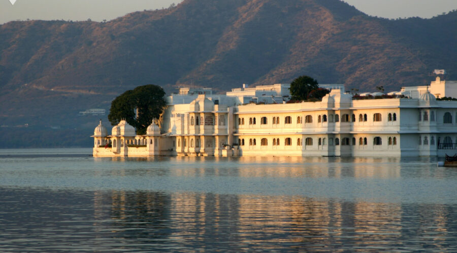 Udaipur Mount Abu Tour Package, Rajasthan Tour Package - 4 Nights / 5 Days Trip Itinerary, Jaipur Udaipur Mount Abu Tour Package